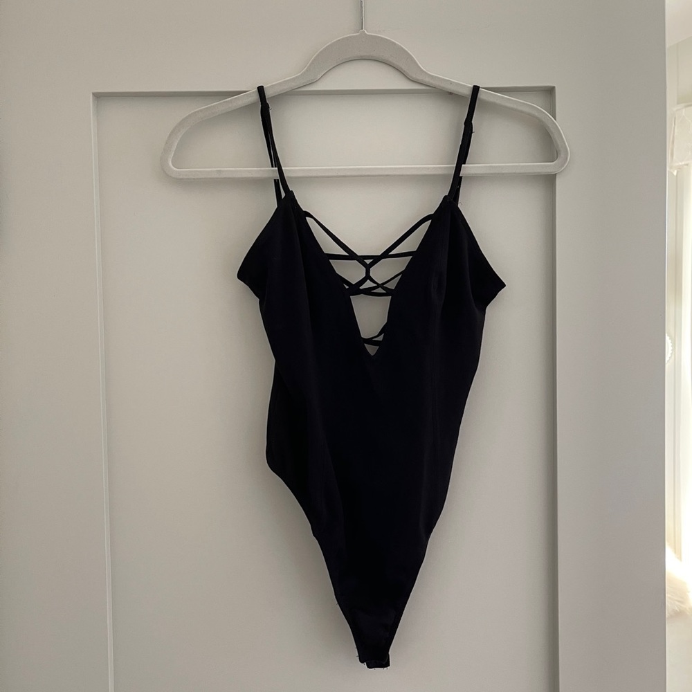 Nasty Gal Black Strappy Cross-back Bodysuit